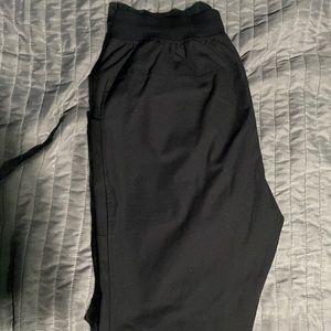 Lululemon ABC Jogger Pants Mens M. Shorter Length Black. Worn twice.